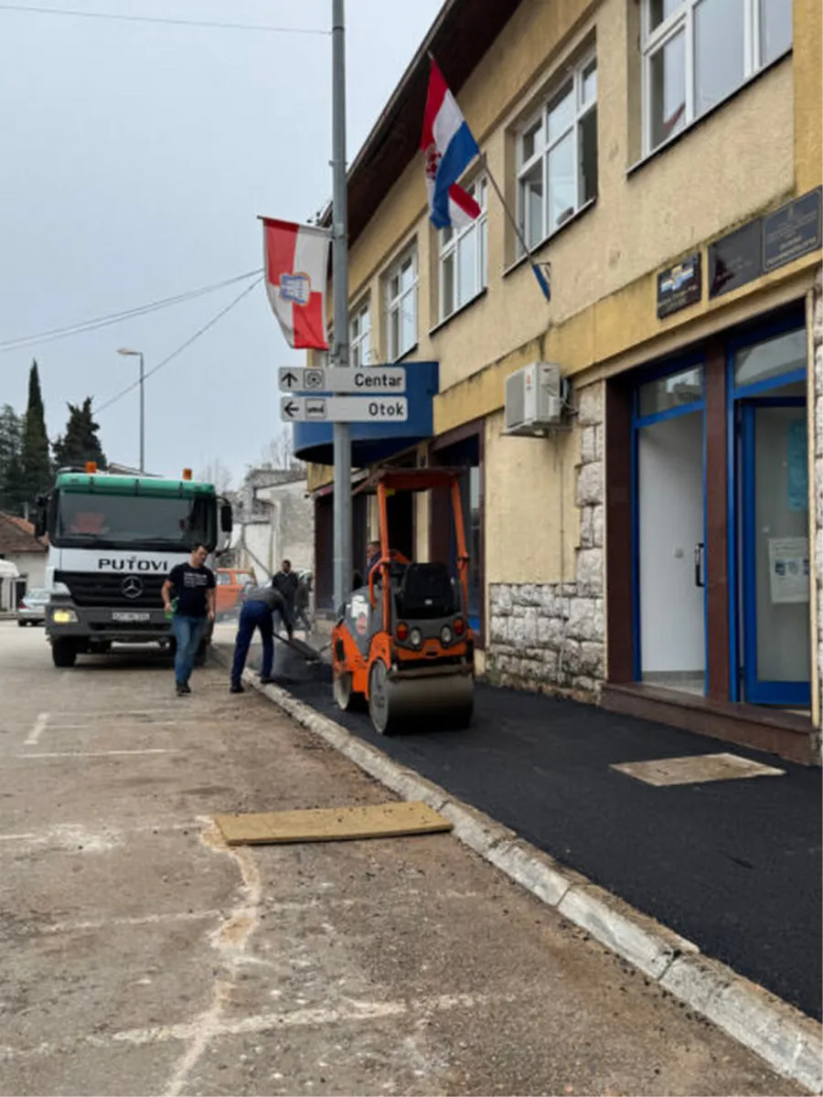 U centru Gruda obnovljen nogostup