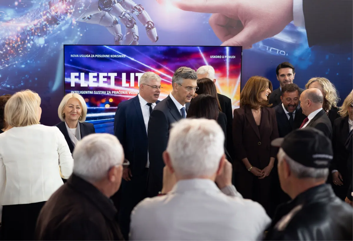 Premijer Plenković u posjeti HT Eronetu 1
