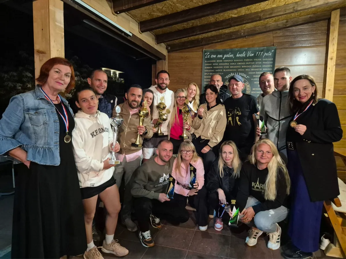 Završen 1. Masters mješovitih parova u organizaciji TK Grude FOTO 11