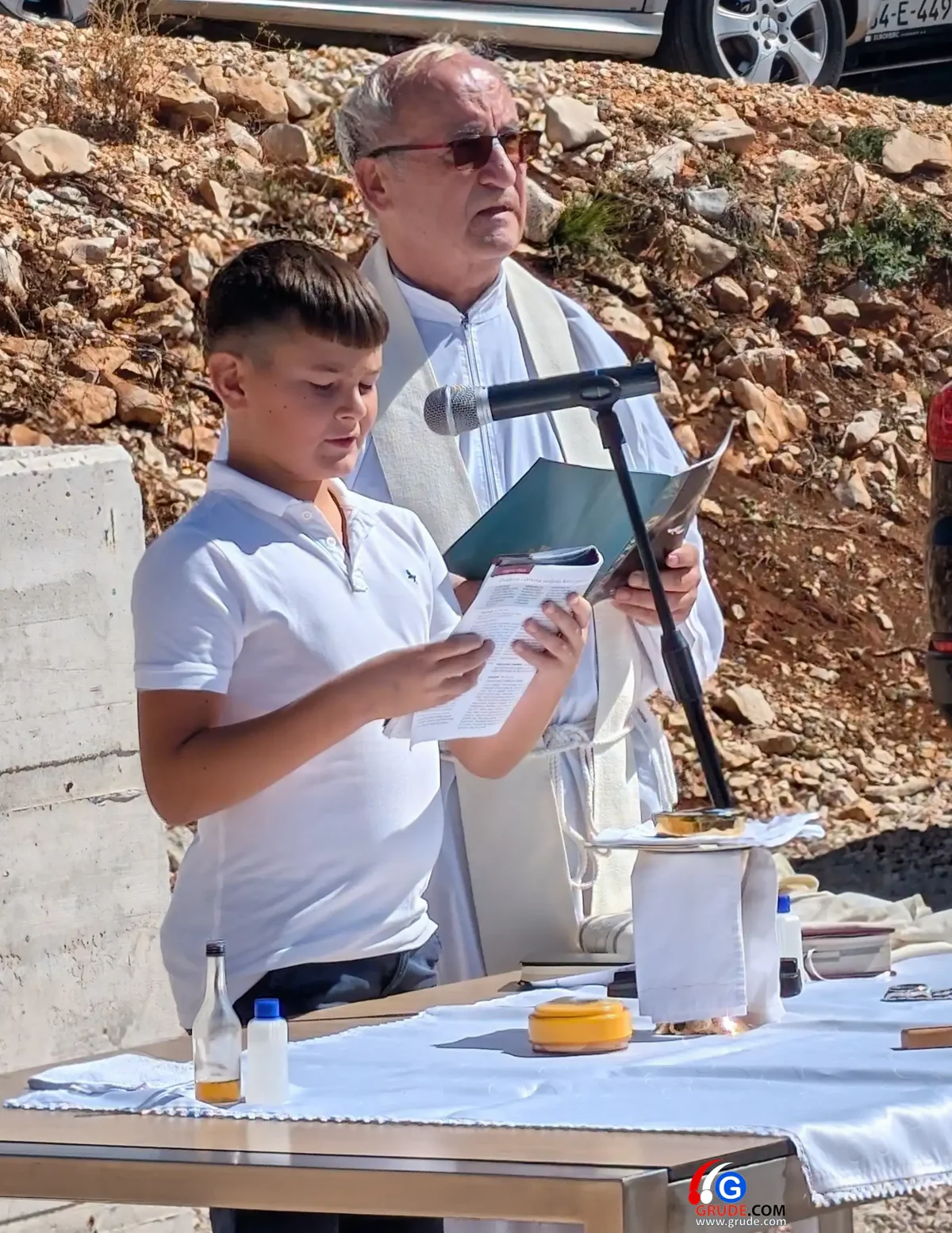 FOTO/VIDEO: Na vrhu Gruda, pod križem koji čuva Hercegovu zemlju, odjeknula poruka: Ovo je naš Križevac 15