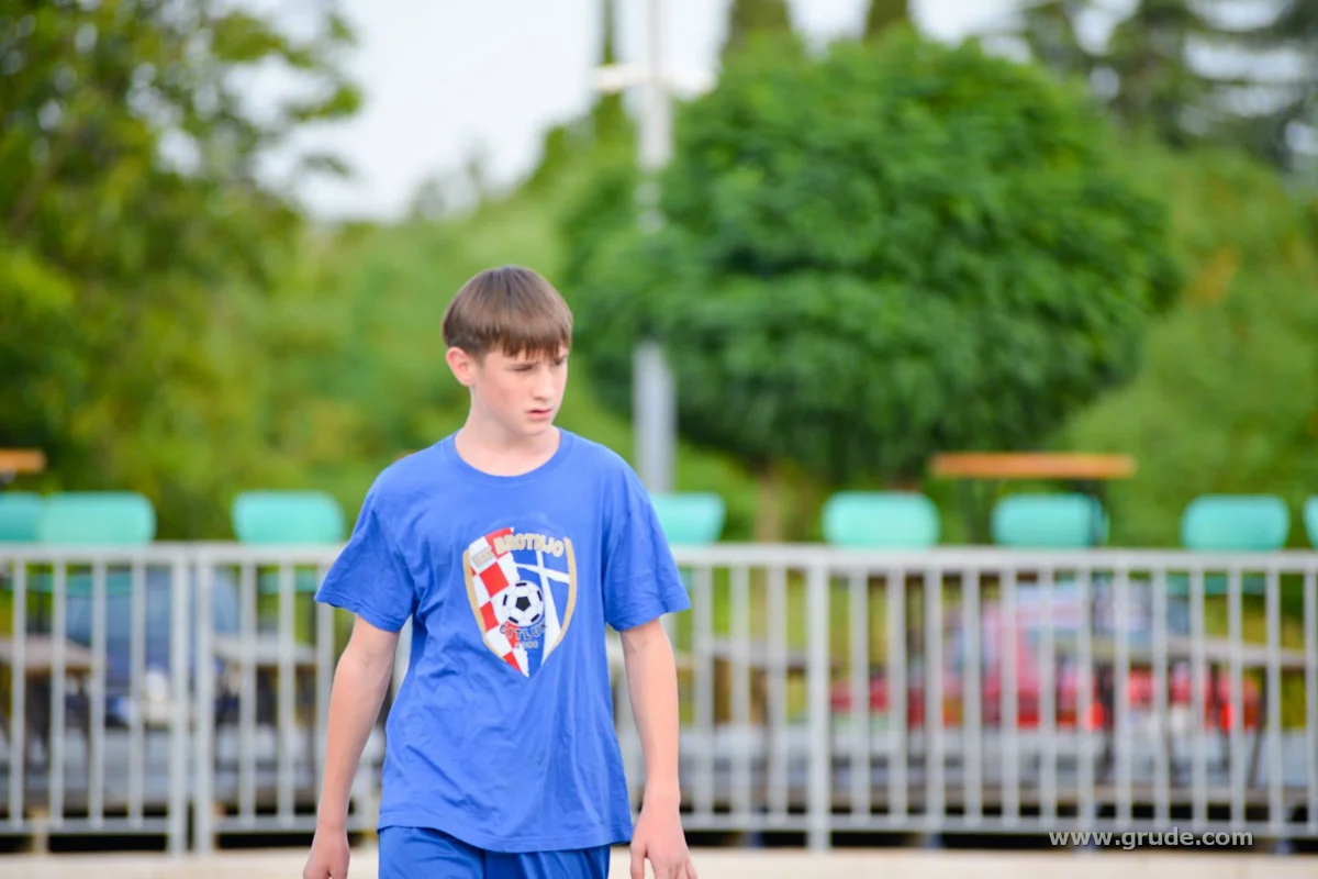 FOTO: MEPAS prvi polufinalist Grudskog ljeta! MG transport pružio sjajan otpor reprezentativcima! Basement prošao u ljepotici večeri 12