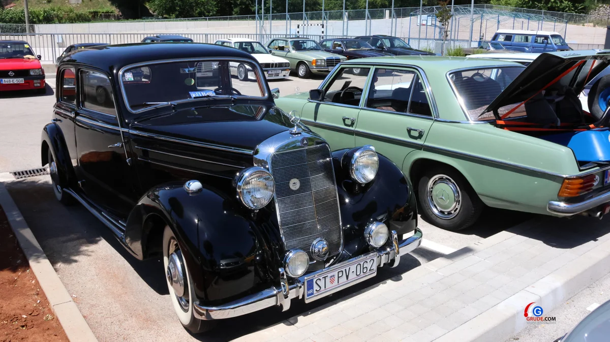 Vikend u ŽZH bio je u znaku oldtimera, ''4. Grada Hercegovine 2026'' FOTO 22