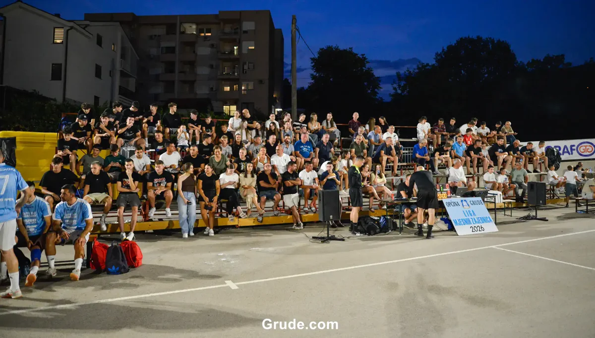 FOTO: GRUDE CENTAR uzeo povijesnu UNDECIMU, Ivan Ćorluka najtrofejniji igrač LMZ-a! Sovići juniorski prvaci 6