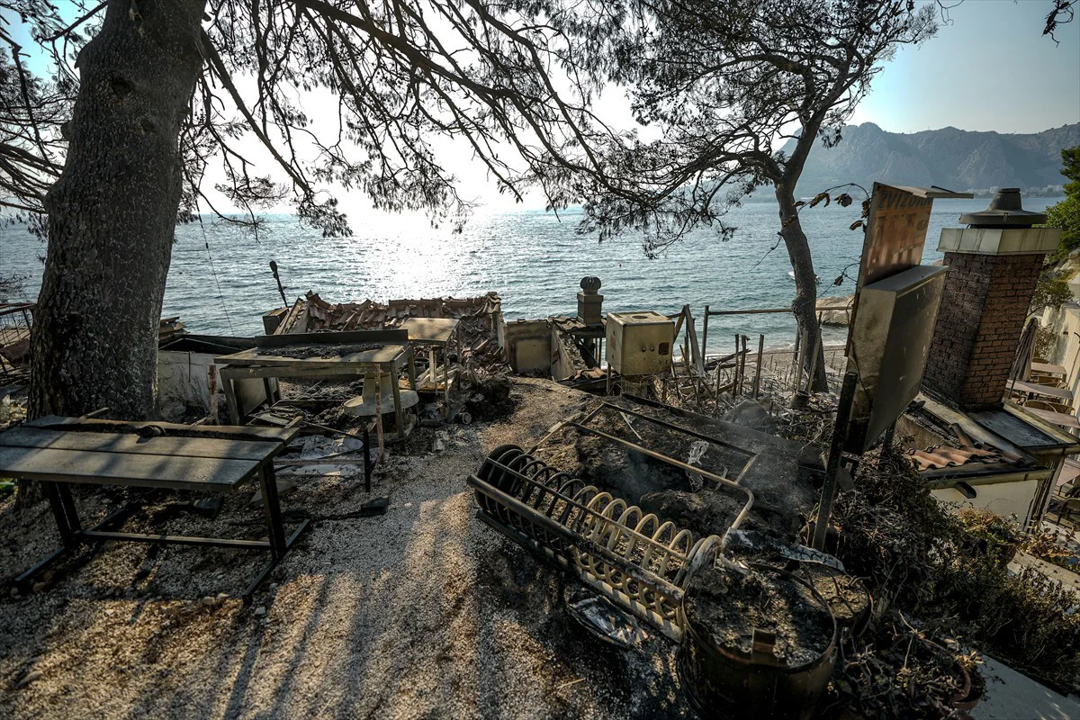 Velika šteta nakon požara kod Omiša: Izgorjelo i oštećeno 58 kuća, 36 vozila i 25 plovila 5