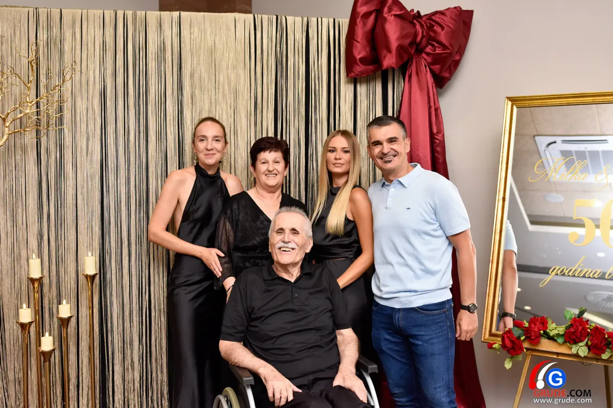 FOTO: Od sijela u Dusini do zlatnog pira: 50 godina ljubavi Mire i Milke