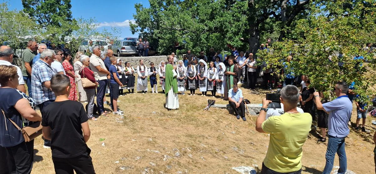 TRADICIJA STARA PET I VIŠE STOLJEĆA Misa na Bilima prvi put kao nematerijalna kulturna baština FOTO 8