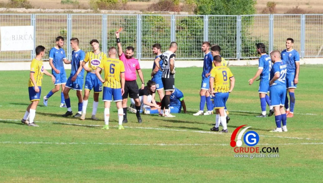 FOTO: Grude poražene od Stoca na domaćem terenu. U prvih 20 minuta primili gol iz penala i ostali s igračem manje