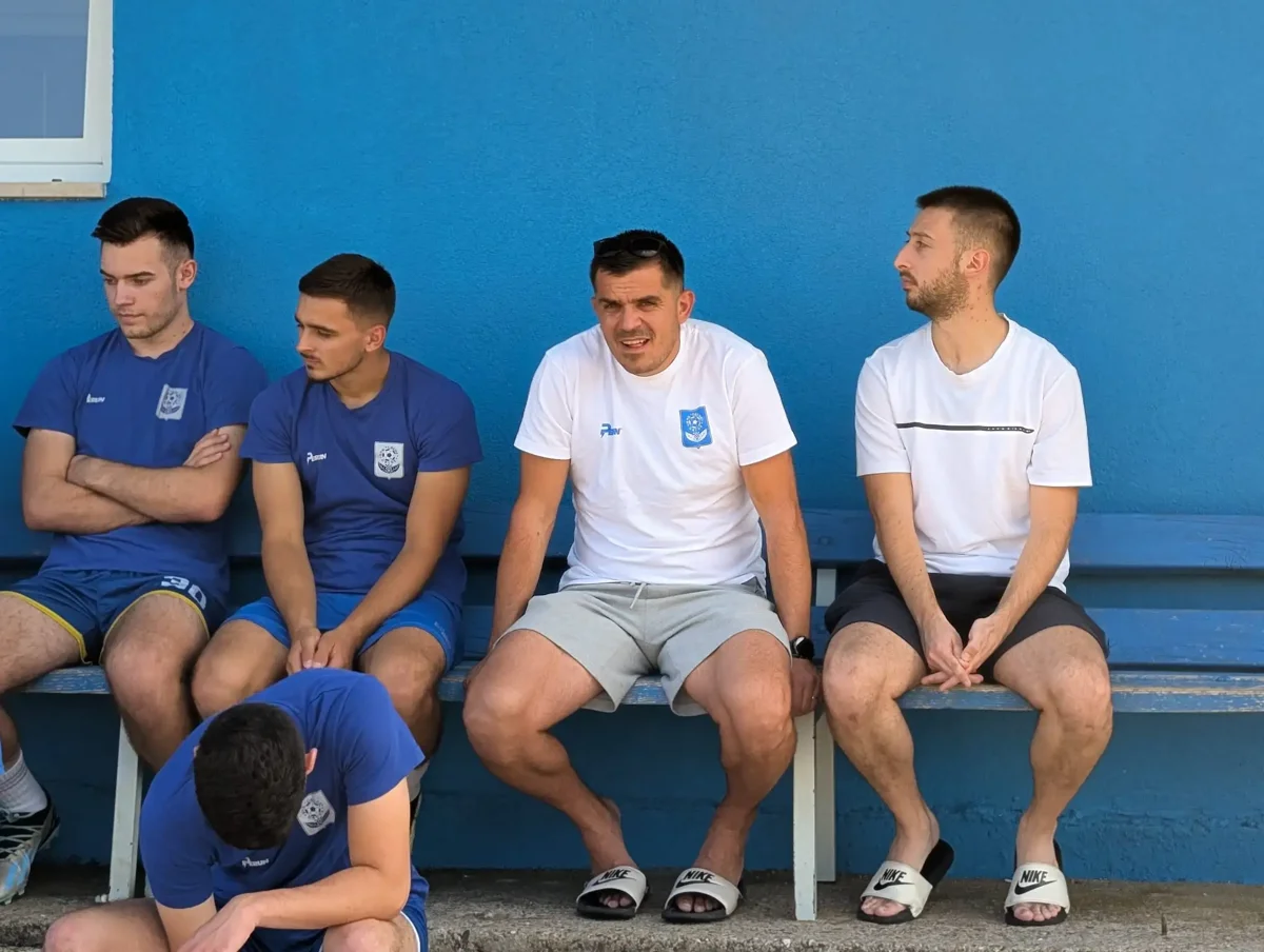 FOTO: Drago Bandić novi trener HNK Grude! 20 igrača došlo na prvi trening 4