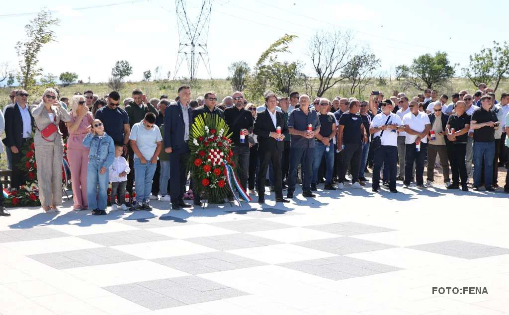 Na Krivodolu kod Mostara obilježena 34. obljetnica pogibije petorice ljubuških branitelja