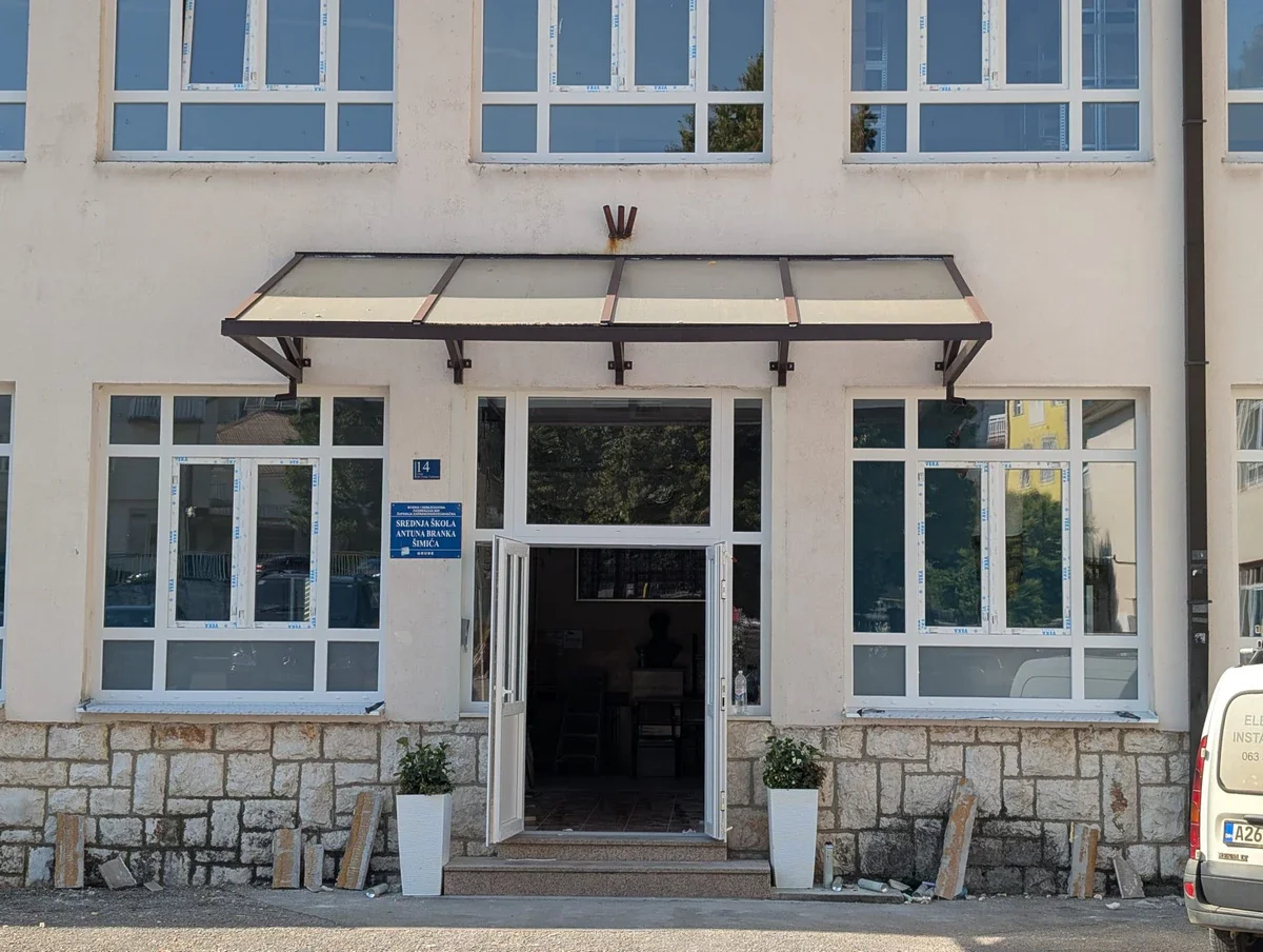 FOTO: Radovi u Srednjoj školi Antuna Branka Šimića u Grudama u punom jeku! 5