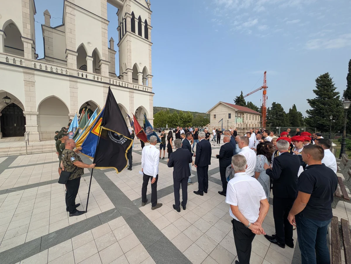 FOTO U Grudama se obilježava 33. obljetnica HR HERCEG BOSNE! "Ona je naša neprolazna vrijednost" 8