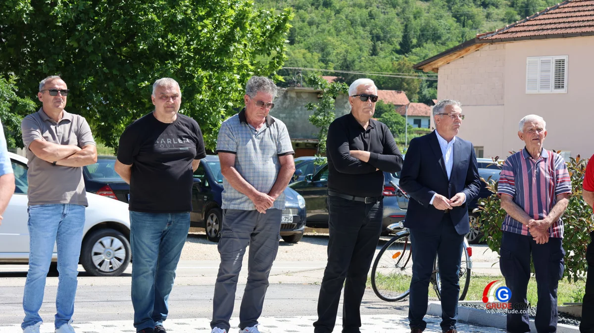 Obitelj i prijatelji čuvaju sjećanje na grudske sinove FOTO 9