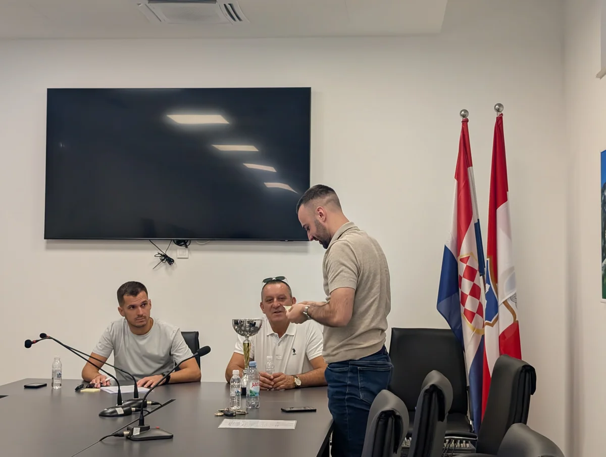 IZVUČENE SKUPINE LMZ-A GRUDE: 11 EKIPA U BORBI ZA TITULU 4