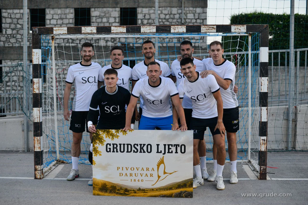 FOTO: Lovrić, Mepas i branitelj naslova Adeo potopili protivnike i odmah se predstavili kao favoriti 17