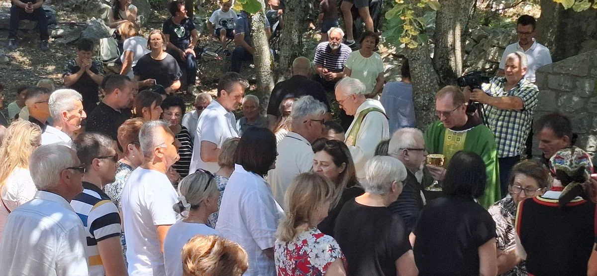 TRADICIJA STARA PET I VIŠE STOLJEĆA Misa na Bilima prvi put kao nematerijalna kulturna baština FOTO 12