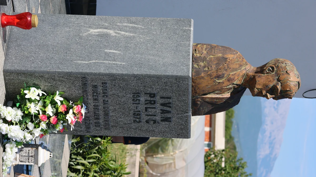 Obitelj i prijatelji čuvaju sjećanje na grudske sinove FOTO 19