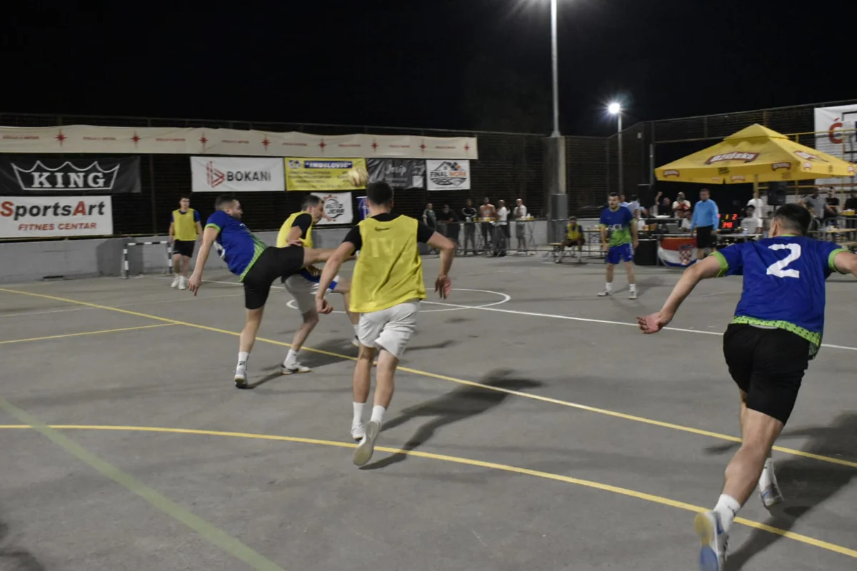Legendarni Ante Lovrić uzeo zlato s Gruđanima! Šatori Vranješ brončani u Rastovači! 5