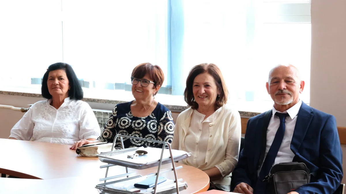 FOTO: Deveta generacija GRUDSKIH gimnazijalaca proslavila 50 godina mature! Ostavili su trag u vremenu 4