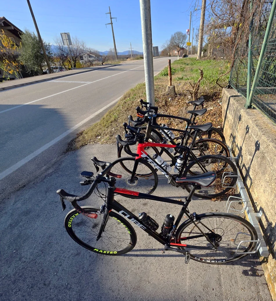 BK Grude na 12 igrališta postavio biciklističke parkinge FOTO 11