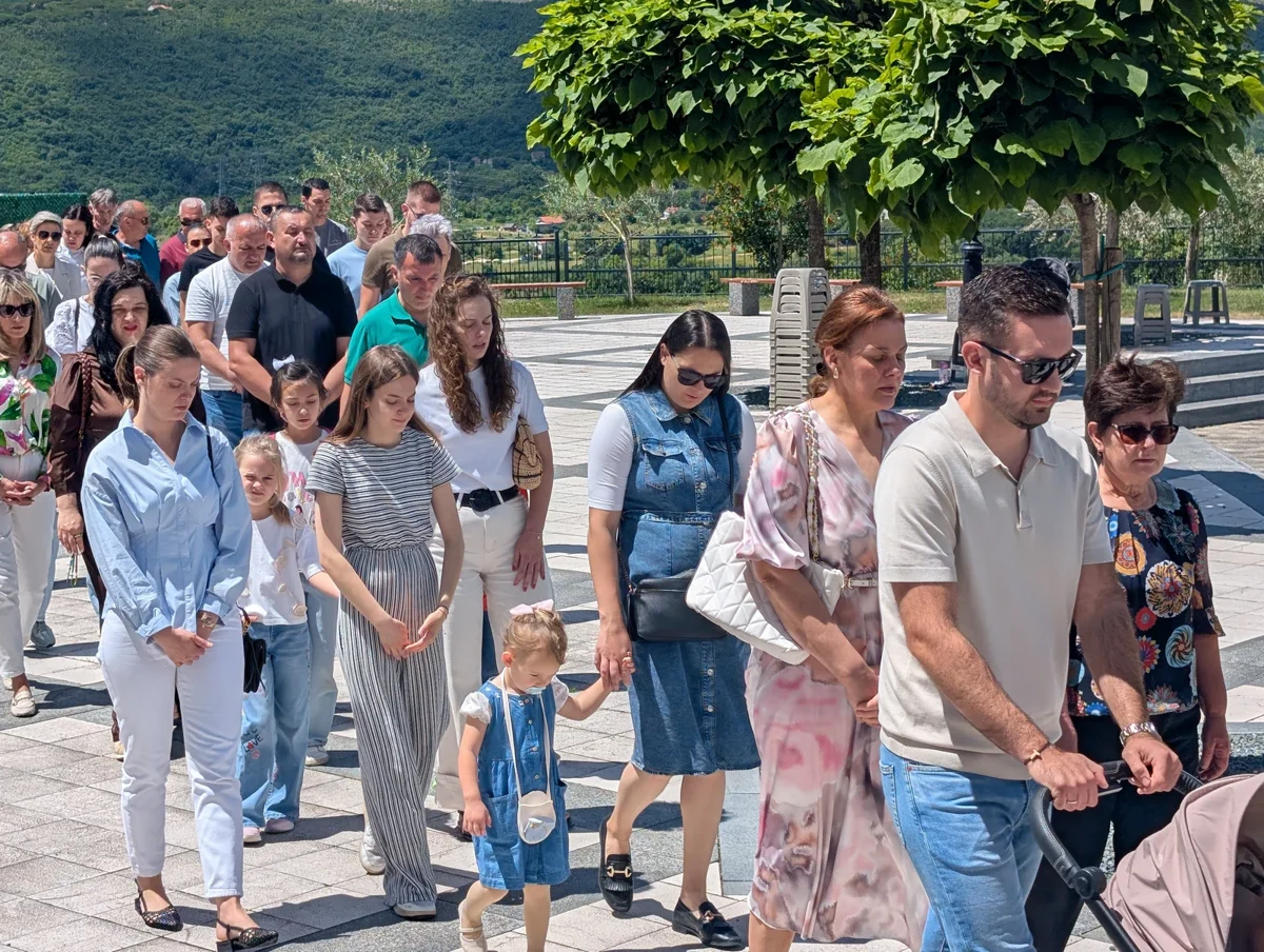 (FOTO) TIJELOVO U GRUDAMA! Fra Stanko Pavlović: Ni bolesti ni kušnje nemaju završnu riječ, nego Gospodin Bog, i zato se ne bojte! 18