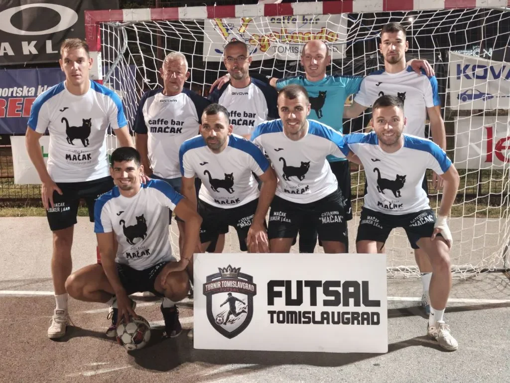 Šatori Vranješ fantastični na turniru u Tomislavgradu! Osvojili srebro na jakom futsal turniru 5