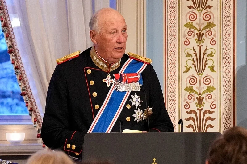 Preminuo norveški kralj Harald V.: Za ljubav svog života čekao dopuštenje oca čak devet godina