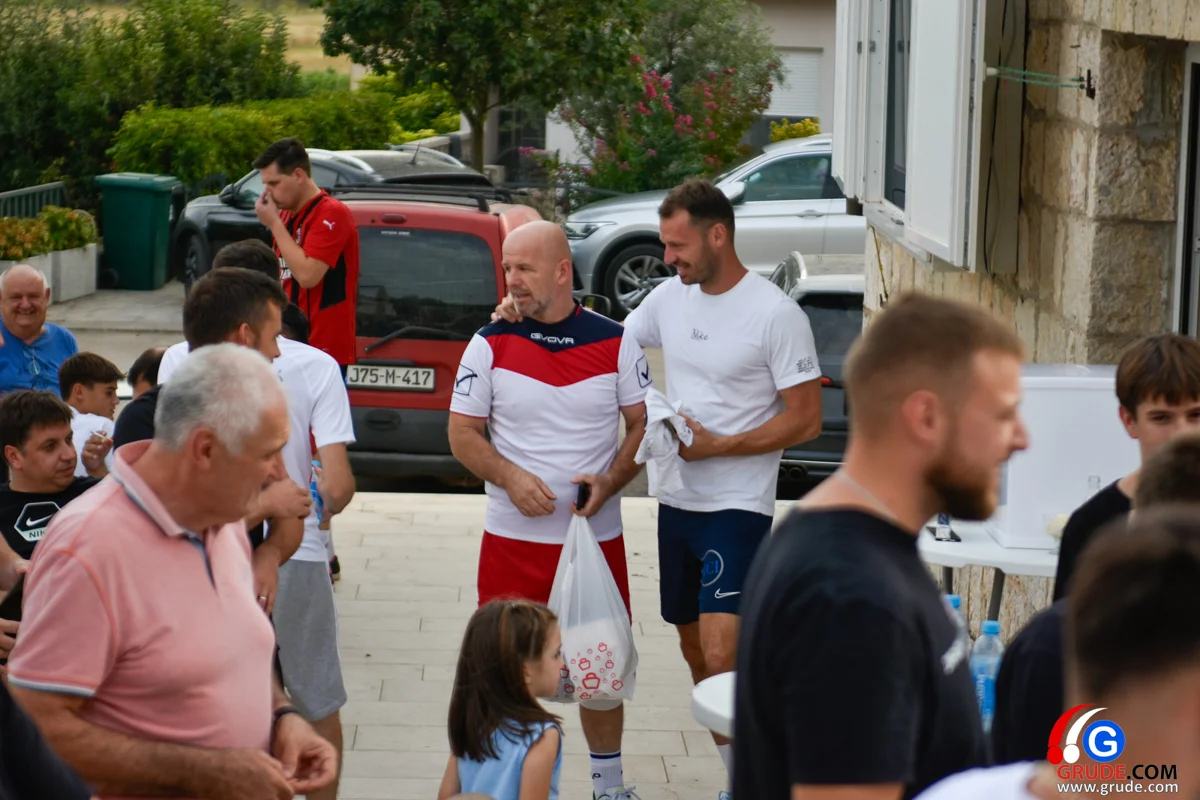 NOĆ ZA PAMĆENJE U DRAGIĆINI! Završen turnir 3x3, slavio se i Hrgovićev naslov! 6