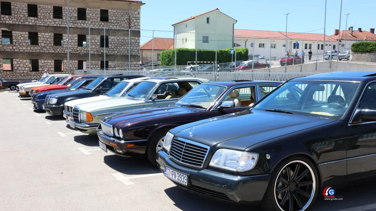 Vikend u ŽZH bio je u znaku oldtimera, ''4. Grada Hercegovine 2026'' FOTO 9