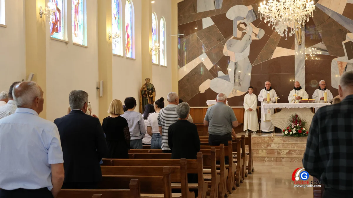 Obitelj i prijatelji čuvaju sjećanje na grudske sinove FOTO 31