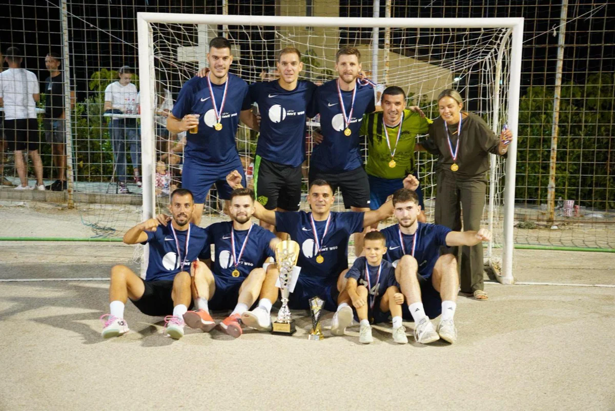 NOGOMETNA BRAĆA ĆORLUKA DOMINIRAJU: Ante uzeo najskuplji turnir u Livnu, Ivan jubilarni pehar u Posušju