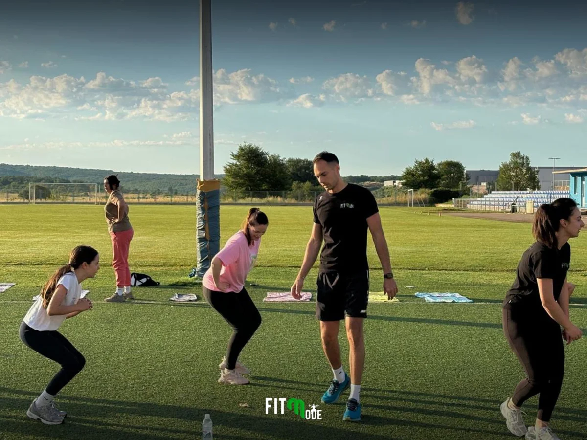 FOTO: FITMODE I ČETVRTU GODINU ZAREDOM POKRENUO BESPLATNE TRENINGE NA OTVORENOM! 1