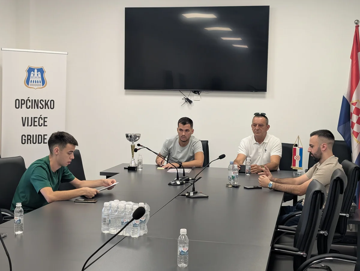 IZVUČENE SKUPINE LMZ-A GRUDE: 11 EKIPA U BORBI ZA TITULU 10