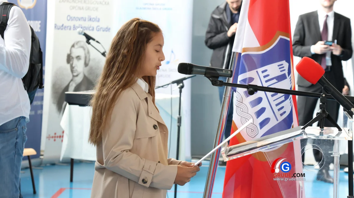 FOTO: Grude dobivaju nove školske prostore: položen kamen temeljac za osnovnu i glazbenu školu, ugrađena i vremenska kapsula 5