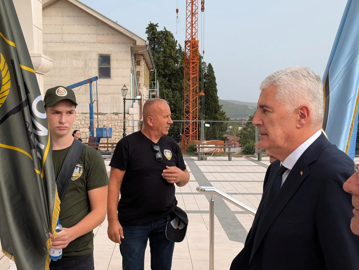 FOTO U Grudama se obilježava 33. obljetnica HR HERCEG BOSNE! "Ona je naša neprolazna vrijednost" 5