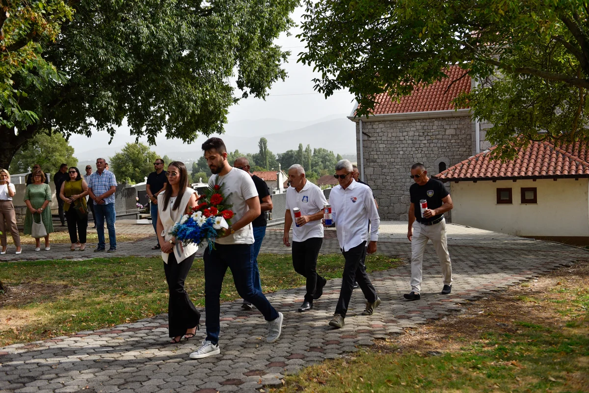 FOTOGALERIJA: 33. obljetnica utemeljenja Hrvatske republike Herceg-Bosne 11