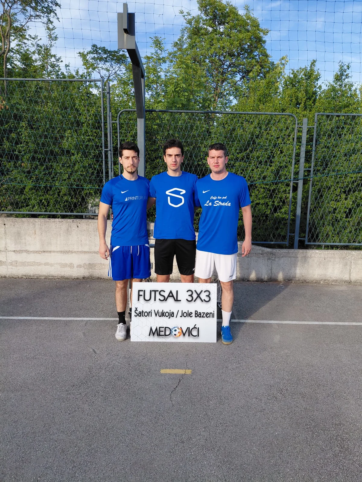 FOTO: Futsal cup na Medovićima stigao do završnice, večeras nagrada Golf 4 i još mnogo toga 10