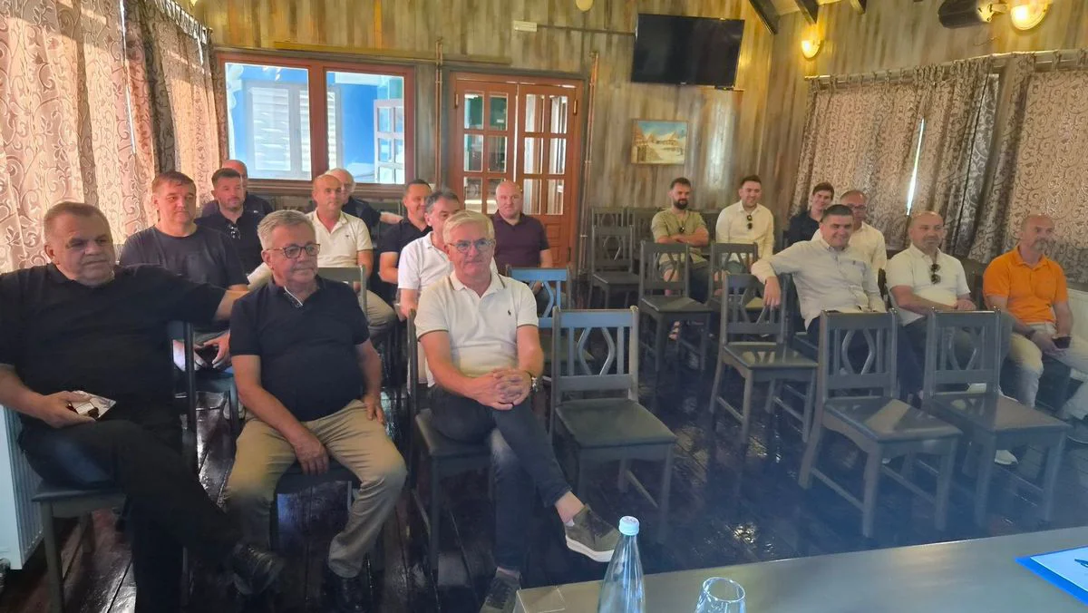 Bariši Šušnjaru još jedan mandat na čelu Udruge gospodarstvenika Posušje 2