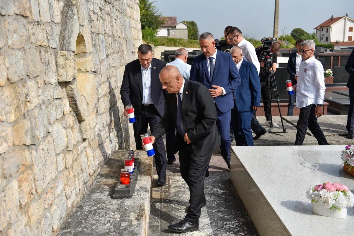 FOTOGALERIJA: 33. obljetnica utemeljenja Hrvatske republike Herceg-Bosne 4
