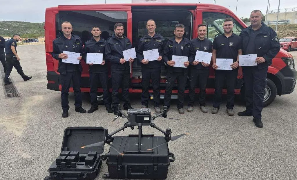 Posuški vatrogasci završili obuku za uporabu dronova i umjetne inteligencije