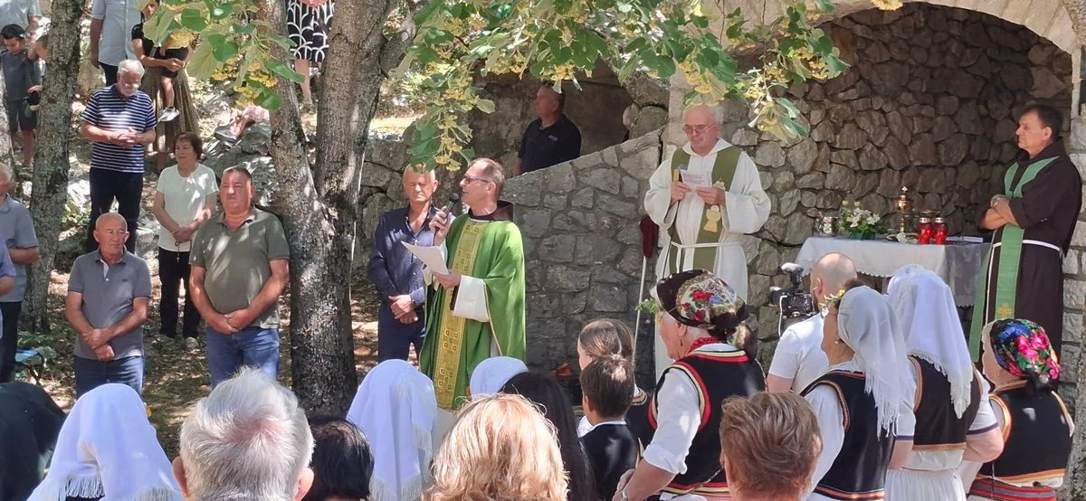 TRADICIJA STARA PET I VIŠE STOLJEĆA Misa na Bilima prvi put kao nematerijalna kulturna baština FOTO 5