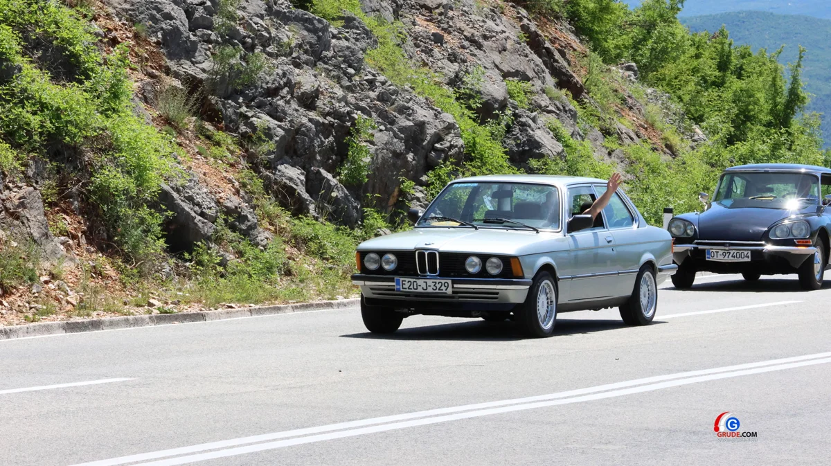 Vikend u ŽZH bio je u znaku oldtimera, ''4. Grada Hercegovine 2026'' FOTO 23