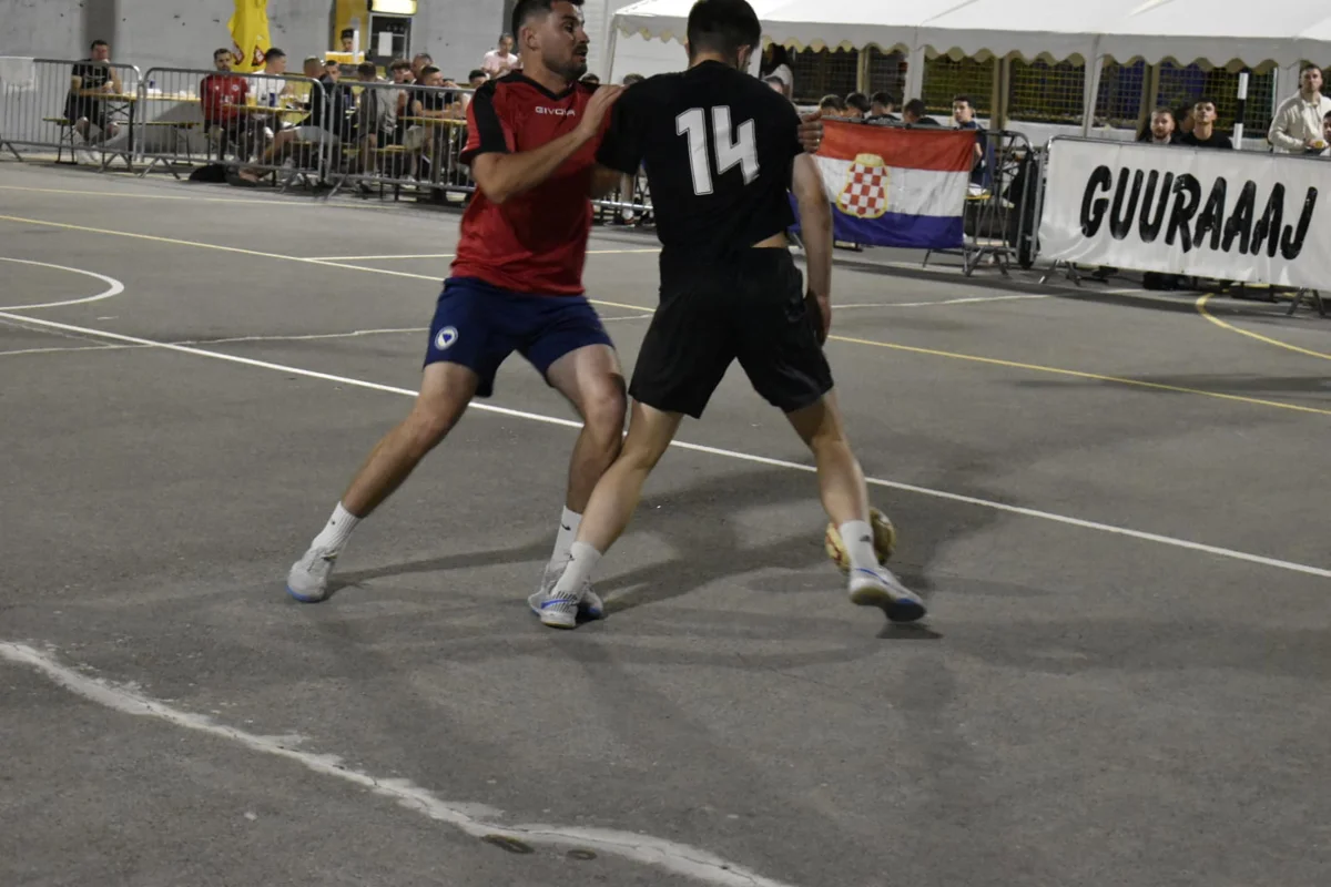 Legendarni Ante Lovrić uzeo zlato s Gruđanima! Šatori Vranješ brončani u Rastovači! 9