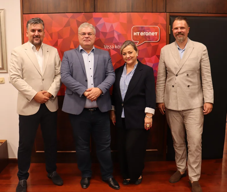 HT Eronet strateški partner Mo Bizz konferencije: Predsjedniku Kraljeviću zahvalnica za doprinos i potporu 1