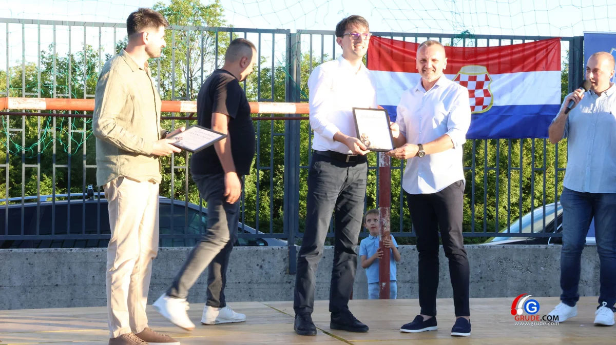 Na Medovićima 20. put proslavljen sv. Ante i predstavljena knjiga o selu FOTO 27