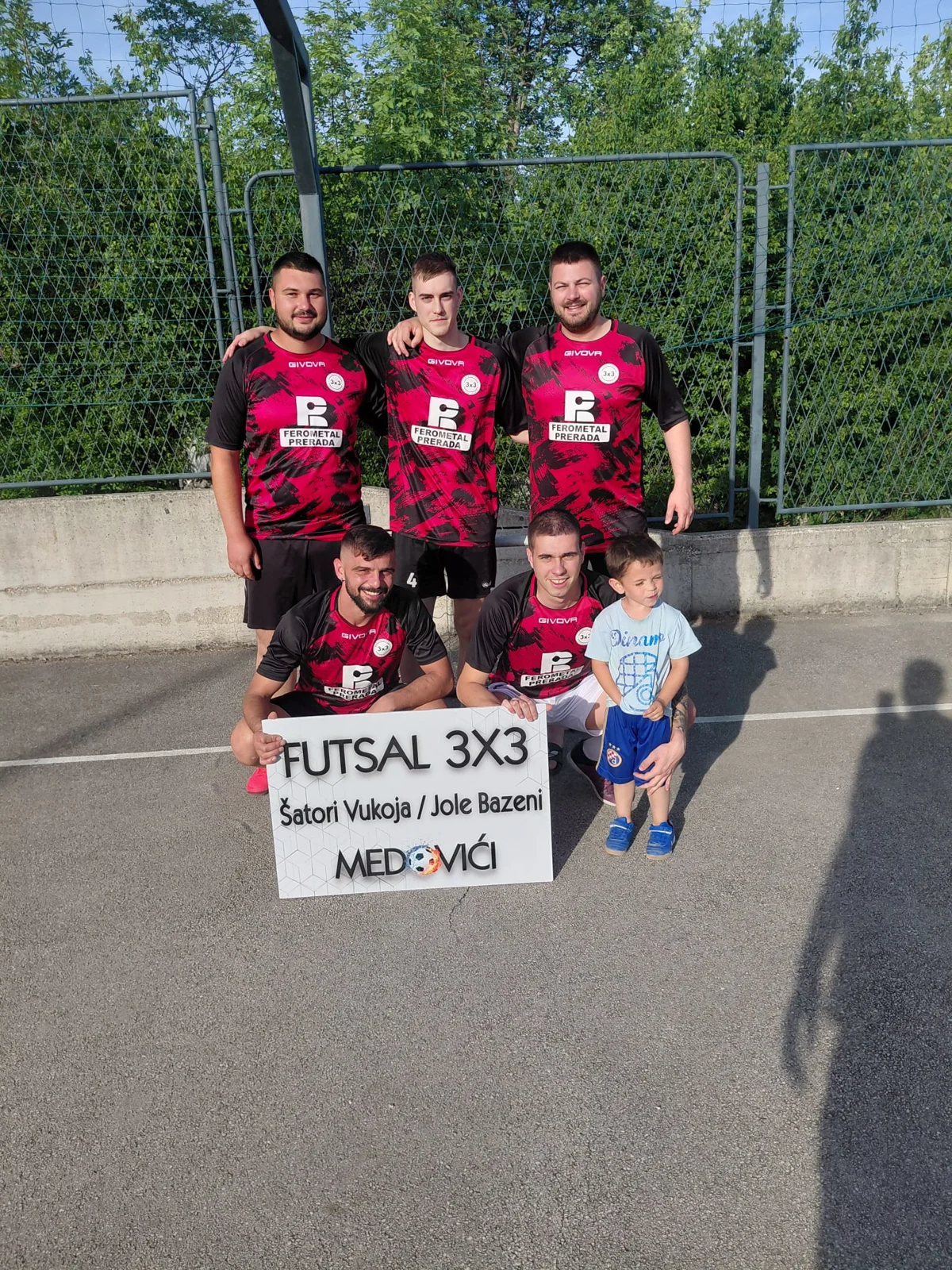 FOTO: Futsal cup na Medovićima stigao do završnice, večeras nagrada Golf 4 i još mnogo toga 3