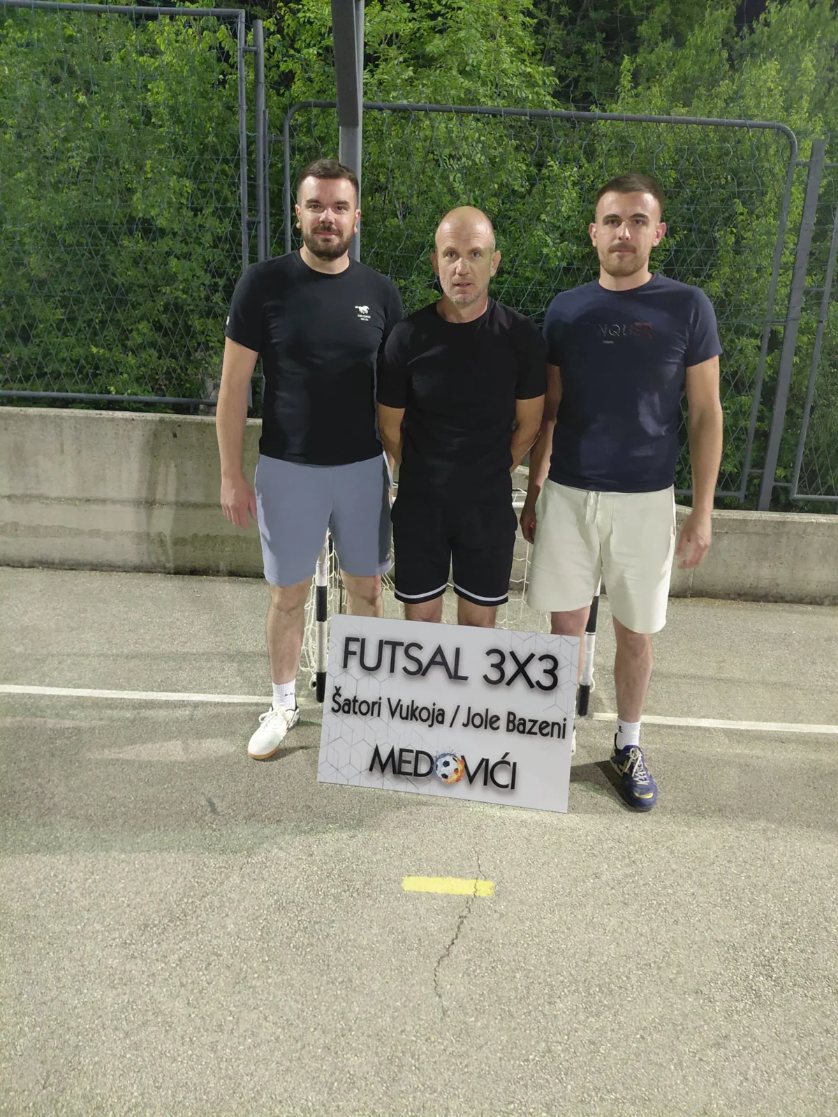 FOTO: Futsal cup na Medovićima stigao do završnice, večeras nagrada Golf 4 i još mnogo toga 9