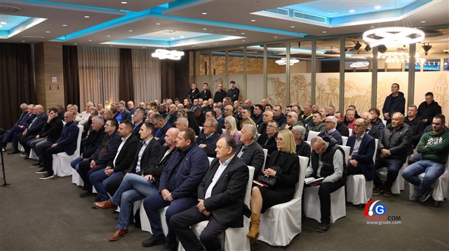 Predstavljanje knjige Generala Ivice Primorca u Ljubuškom 4
