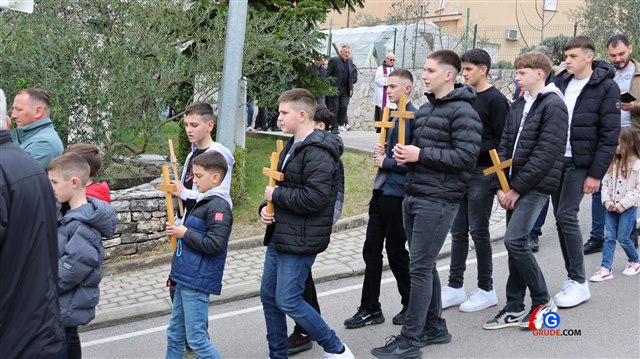 Put križa i Veliki Petak u župi Grude 20