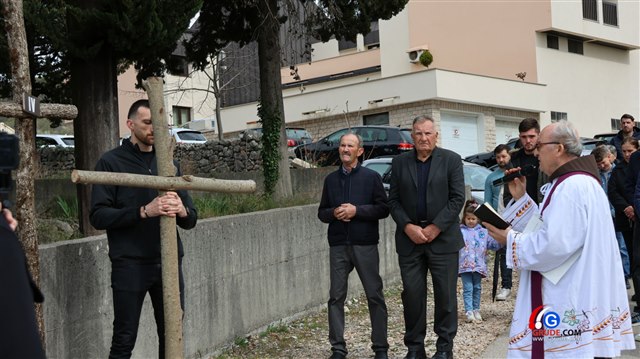 Put križa i Veliki Petak u župi Grude 25