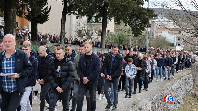 Put križa i Veliki Petak u župi Grude 26